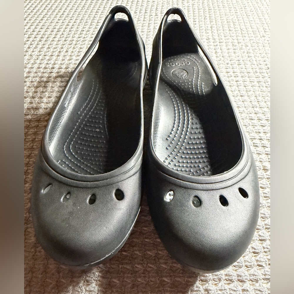 CROCS Women's Classic Black Flats